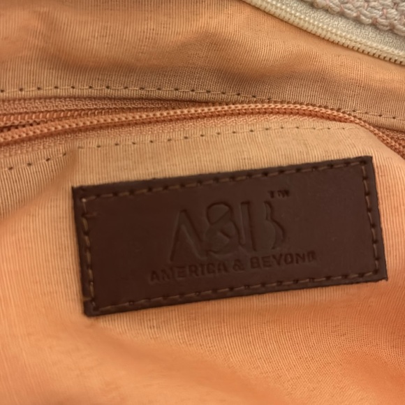 America and beyond bag - Picture 4 of 4